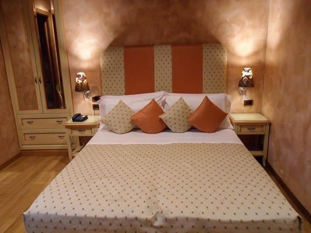 Condotti Rooms Rom Eksteriør billede