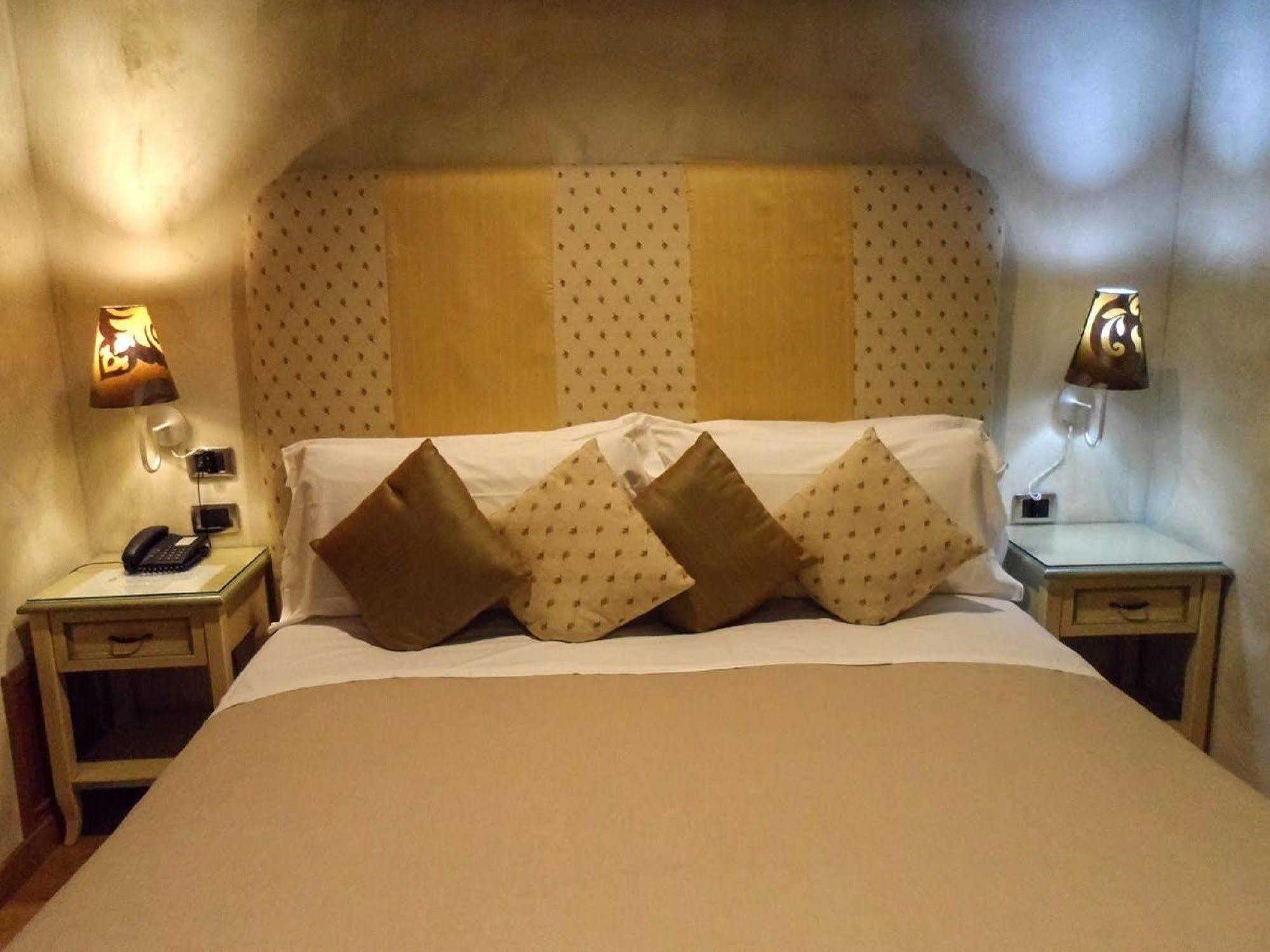 Condotti Rooms Rom Eksteriør billede