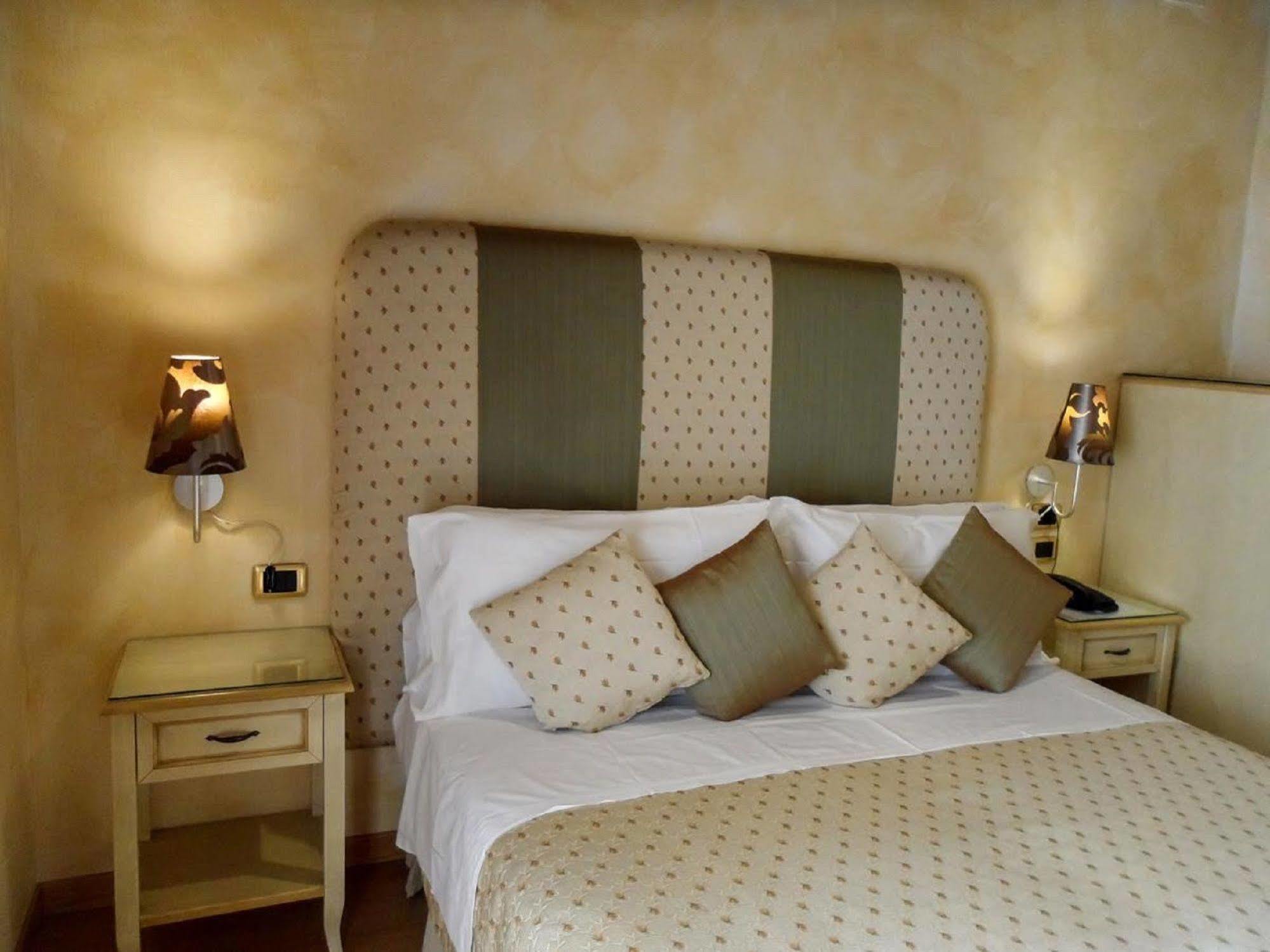 Condotti Rooms Rom Eksteriør billede