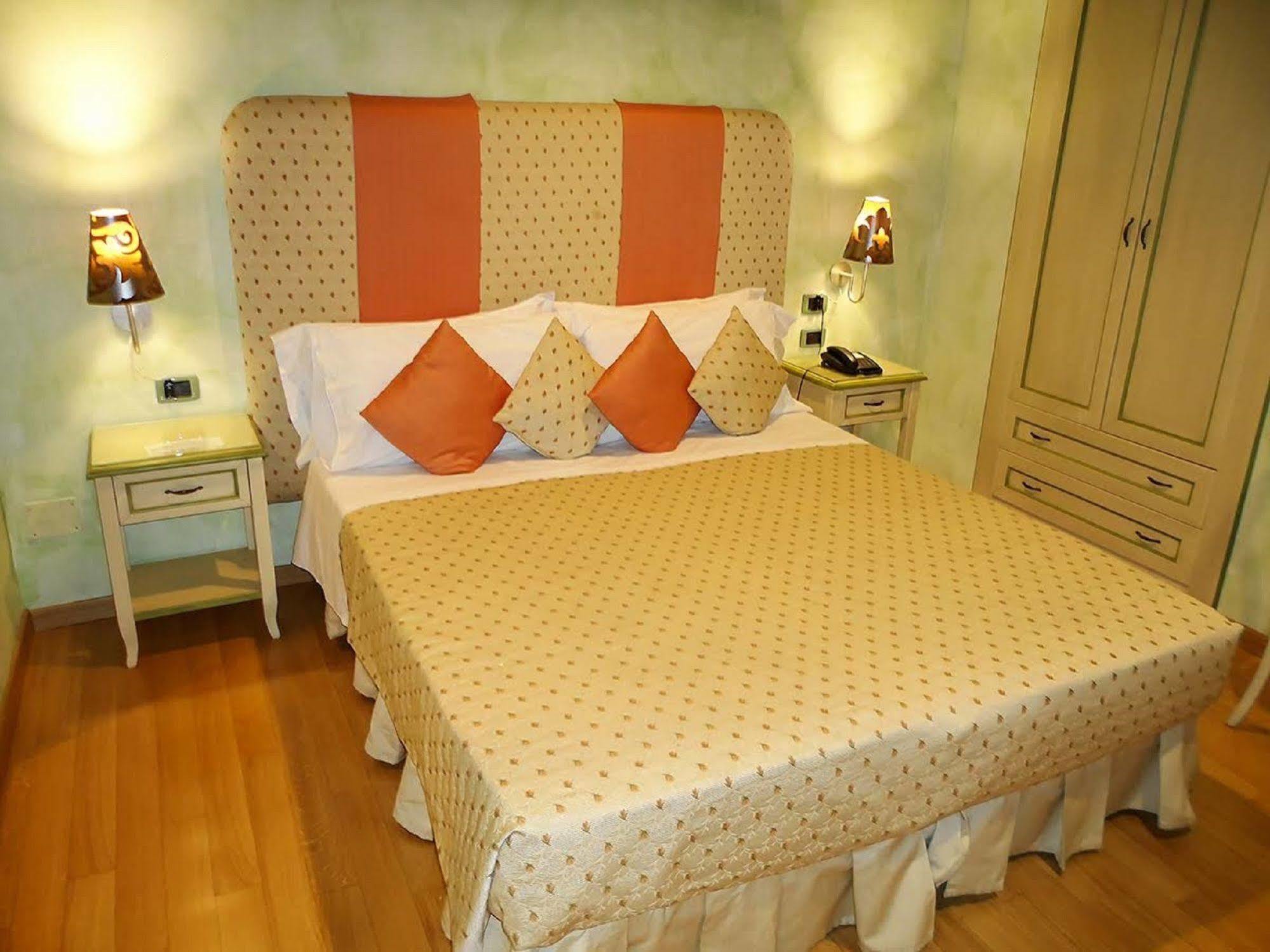 Condotti Rooms Rom Eksteriør billede